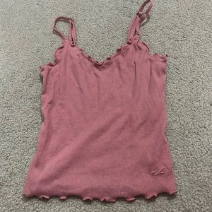 Hollister Lettuce Trim Cropped Tank.